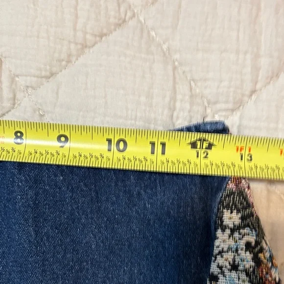 Cinole Floral Tapestry Panel Denim Mini Skirt Sz. Medium - Picture 9 of 10